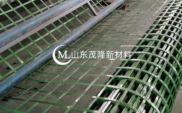 PET聚酯土工格柵產(chǎn)品演示圖1