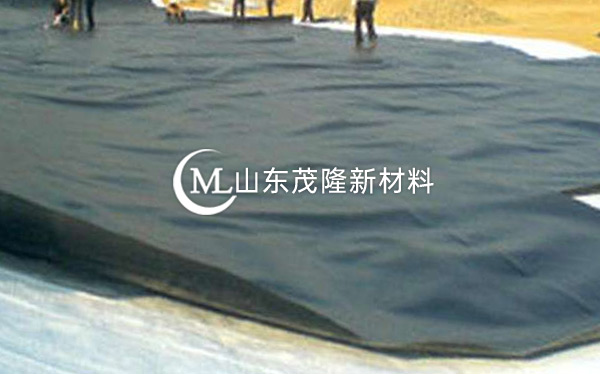 《昌贛涉鐵工程項(xiàng)目》土工膜、三維排水網(wǎng)施工