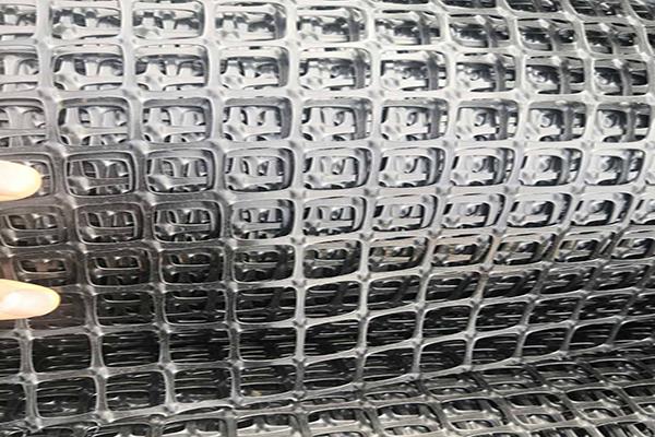 鋪設土工格柵時應該注意什么？  第1張
