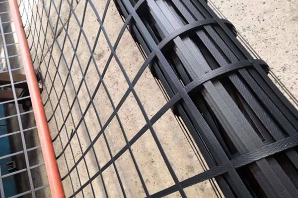鋼塑土工格柵與塑料土工格柵:共性與區別深度解析 第2張