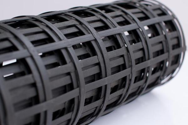 探討土工格柵的尺寸規范及應用技巧  第3張