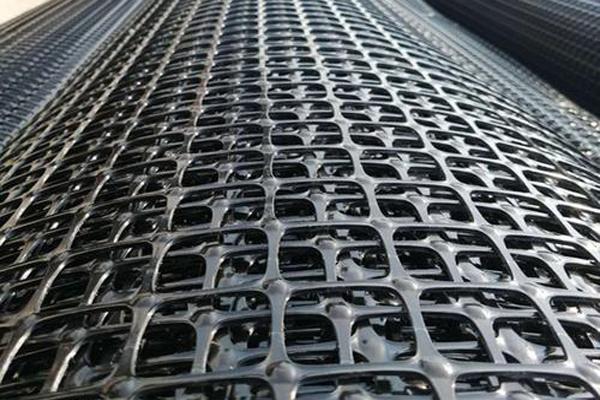 土工格柵加筋施工的技術要點及注意事項  第3張
