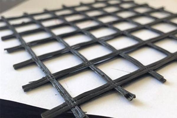 土工格柵與透層瀝青:了解施工方法! 第3張