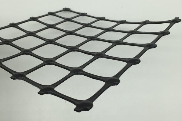 土工格柵施工時規格如何選擇？從材料到尺寸，完全解讀！  第1張
