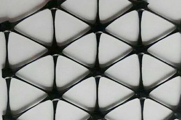 解析多向應(yīng)力土工格柵的特點(diǎn)，介紹其優(yōu)勢(shì)  第2張