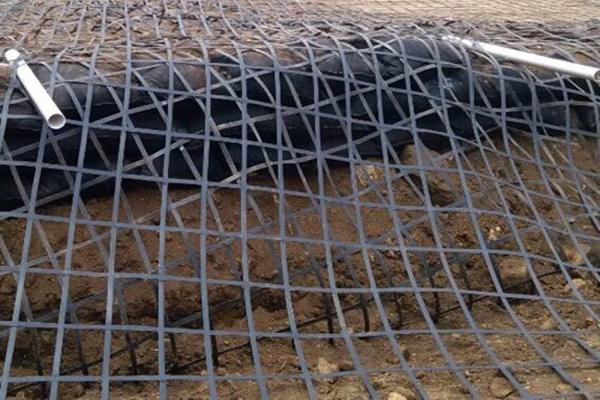 路基土工格柵的固定方式有哪些？  第3張