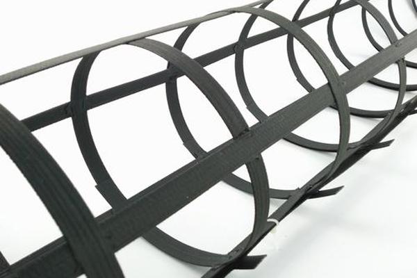 凸結點鋼塑土工格柵的生產過程揭秘 第3張