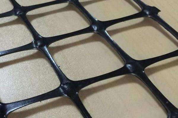 揭秘！塑料土工格柵的兩個(gè)神奇作用，你知道嗎？  第1張