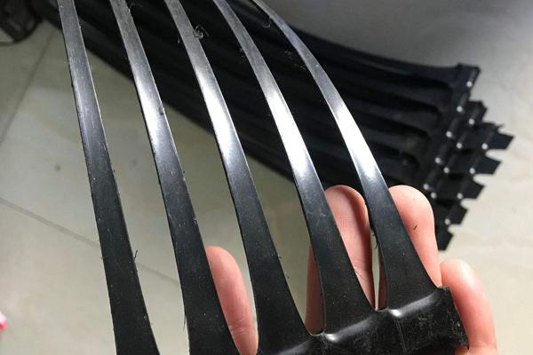 如何制作塑料土工格柵 第3張