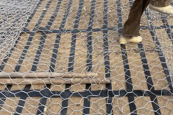 高韌性聚酯紗線集束土工格柵執行什么國家標準 第3張