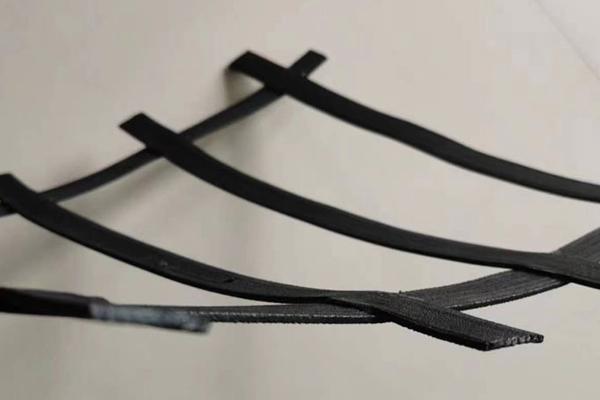 高韌性聚酯紗線集束土工格柵的搭接規范  第1張