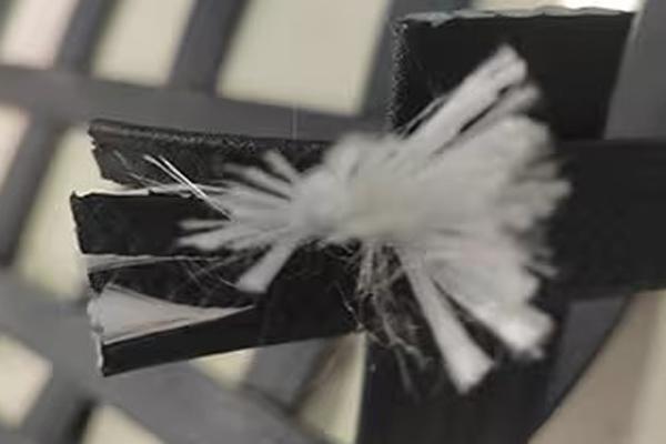 高韌性聚酯紗線集束土工格柵的施工工藝  第1張